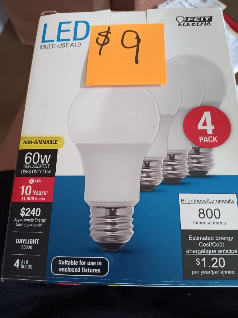 FEIT ELECTRIC 60-WATT 4 BULB PACK