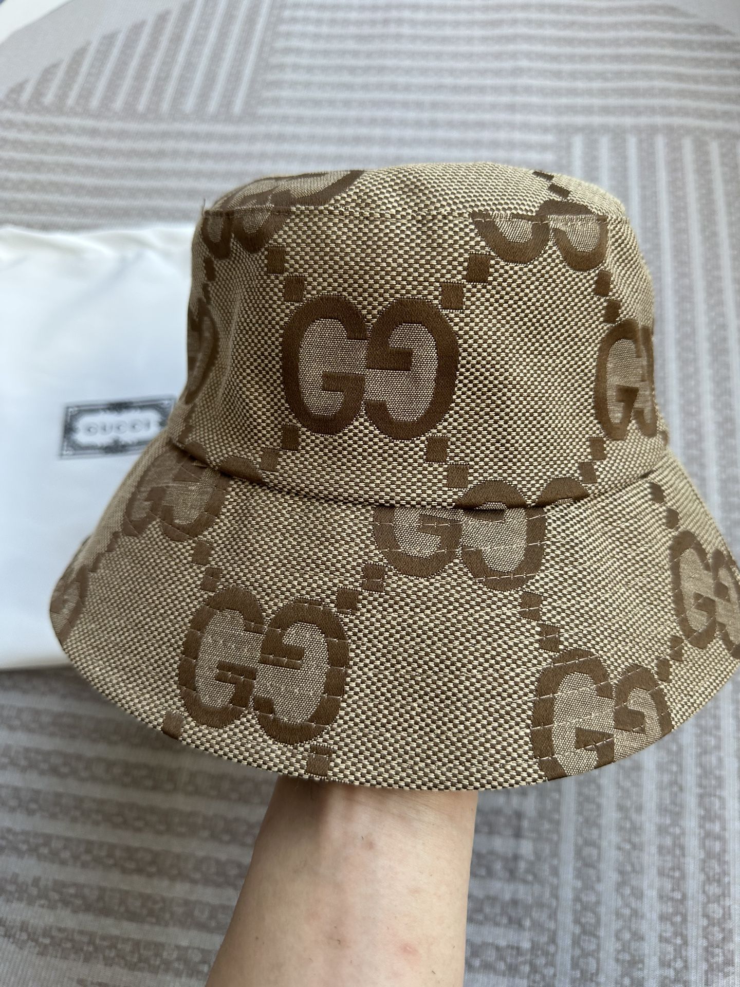 Gucci bucket hat