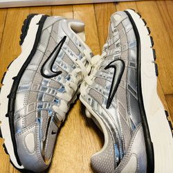 Men’s Nike P-6000 Metallic Silver Size 10.5 No Box Shipping Available 