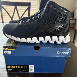 Reebok Zigtech Size 10.5