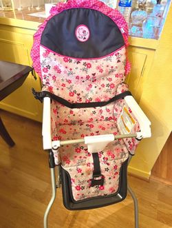 Minnie Mouse Feeding Chair