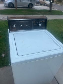Kenmore Top Load Washing Machine 24 inches wide