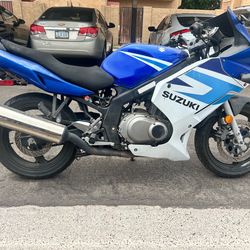 2005 Suzuki GS500F – Clean Title in Hand