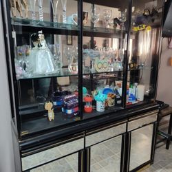 Glass Vitrina With Light