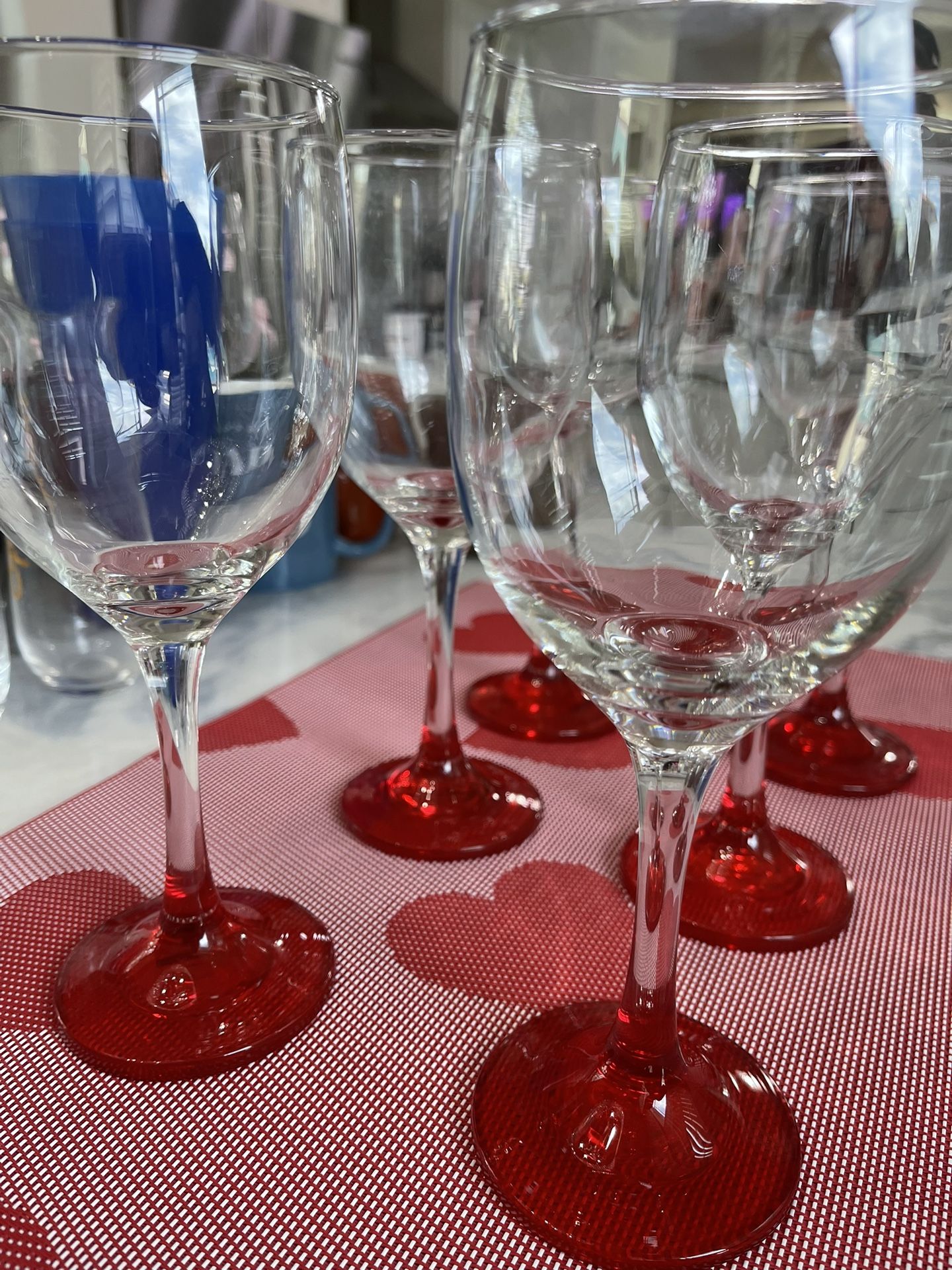 Galentines Wine Glass