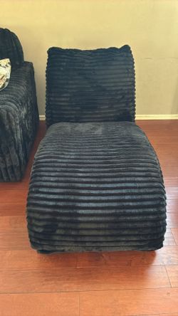Chaise Lounge Chair 
