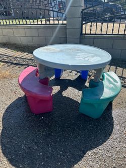 Kids picnic bench