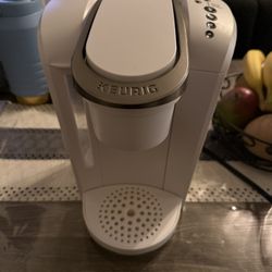 Keurig With POD Stand 