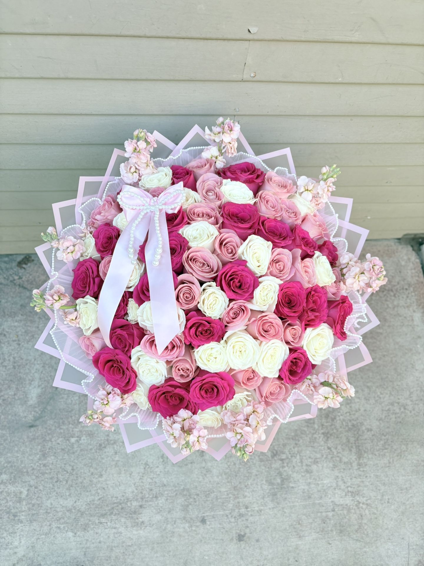 Ramo Buchon Roses Flower Bouquet