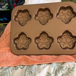Copper Colored Baking Tray Un Used Leaf Pattern