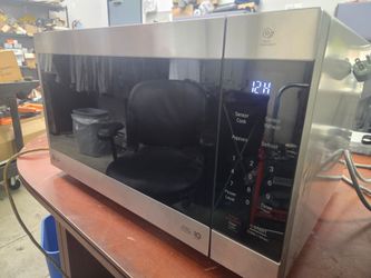 LG Countertop Microwave