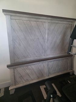 Farmhouse Wood Bed Headboard and Footboard