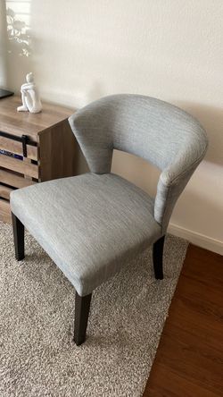 Accent chair gray