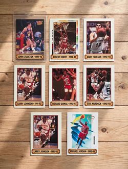 Lot of 60 sports cards