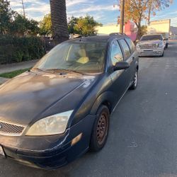 2005 Ford Focus 
