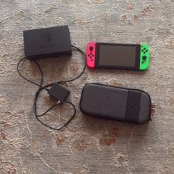 Nintendo Switch 