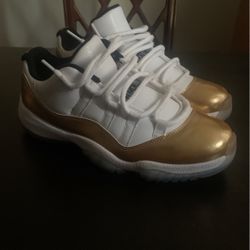 Jordan 11s Gold And White