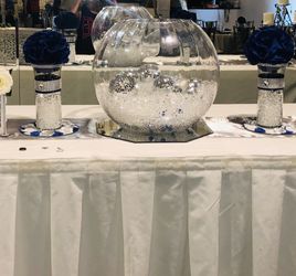 NEW YEARS/Wedding/Quince Decorations/