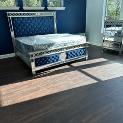 New King Size Bella Blue 5pc Bedroom Set Without Mattress And Free Delivery 