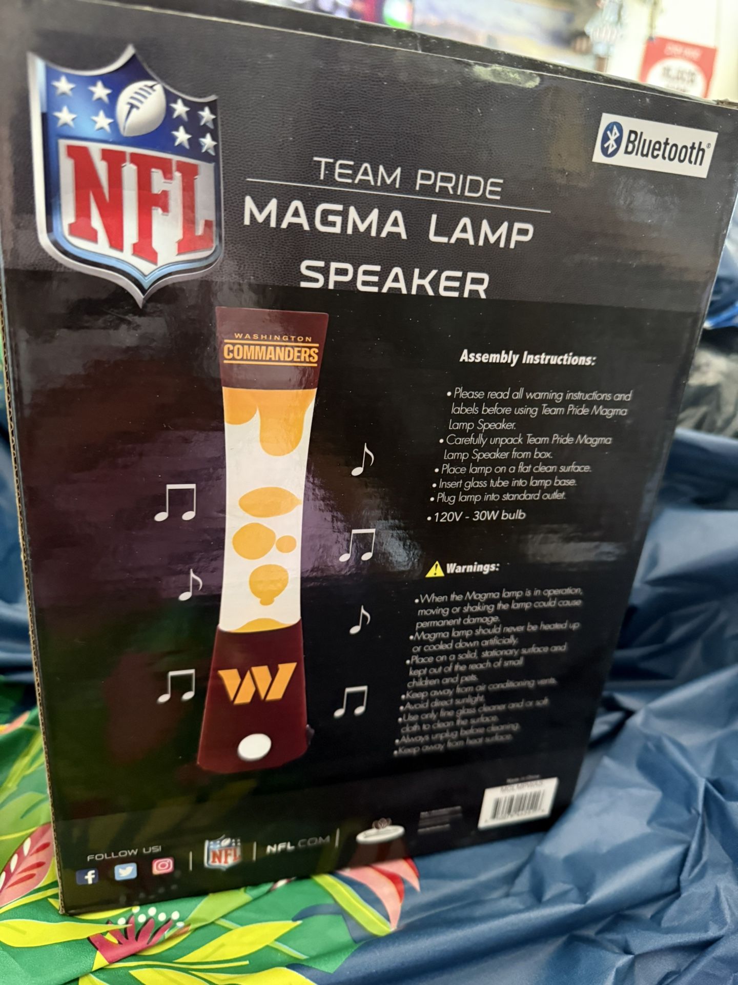 Rare Washington Redskins Magma Lamp Speaker . NIB