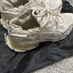 White Balenciaga runners