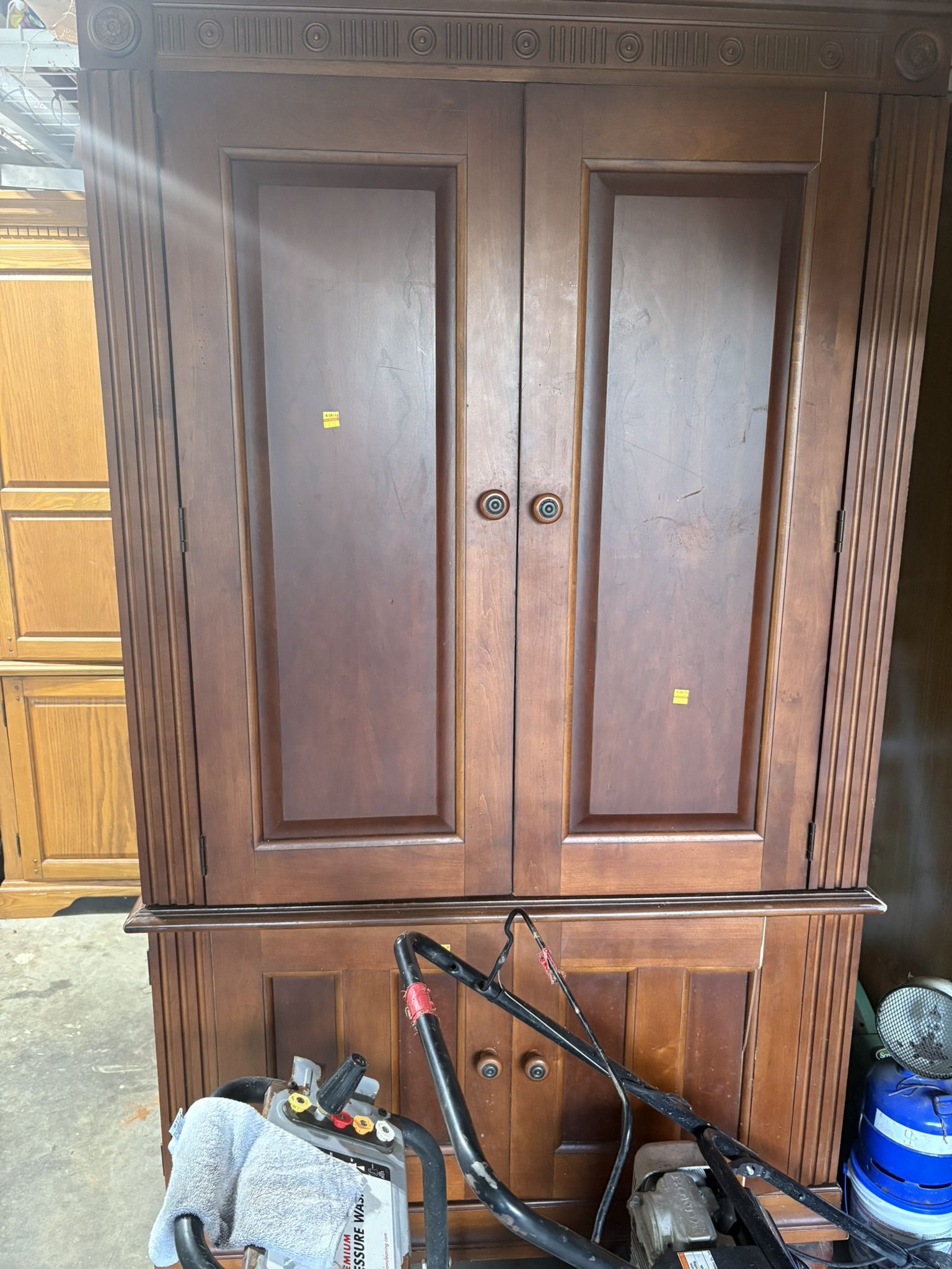 Armoire/ Entertainment Unit For Free