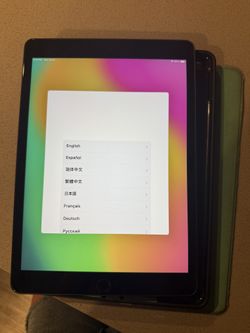 iPad From 2019. 32GB. Good Shape; No Cracks And Decent Battery Life