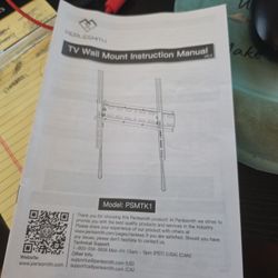 Medium Tilting TV Wall Mount