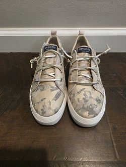 Sperry girls size 4m