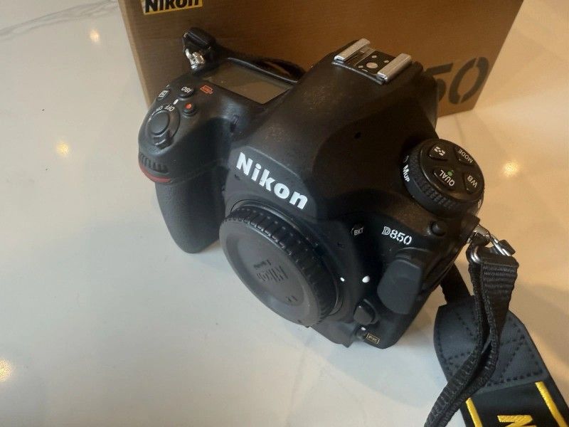 Nikon D850 45.7 MP Digital SLR Camera - Black (Kit with AF-S 24-120MM f/4 VR...