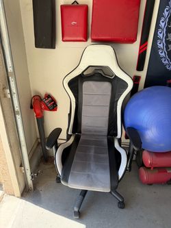 Gamer chair