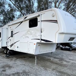 2007 Keystone Montana 3 Slide-outs