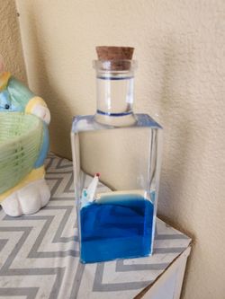 Ship in a bottle
