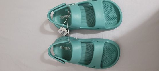 Old navy sandals