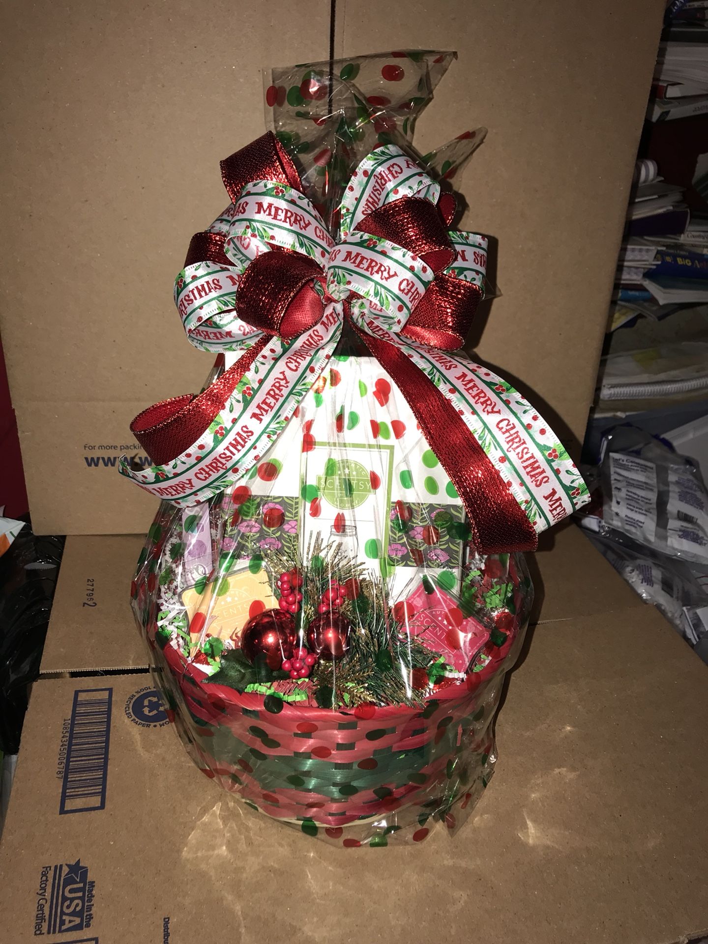 Scentsy Christmas Gift Baskets!!! Order Now!!