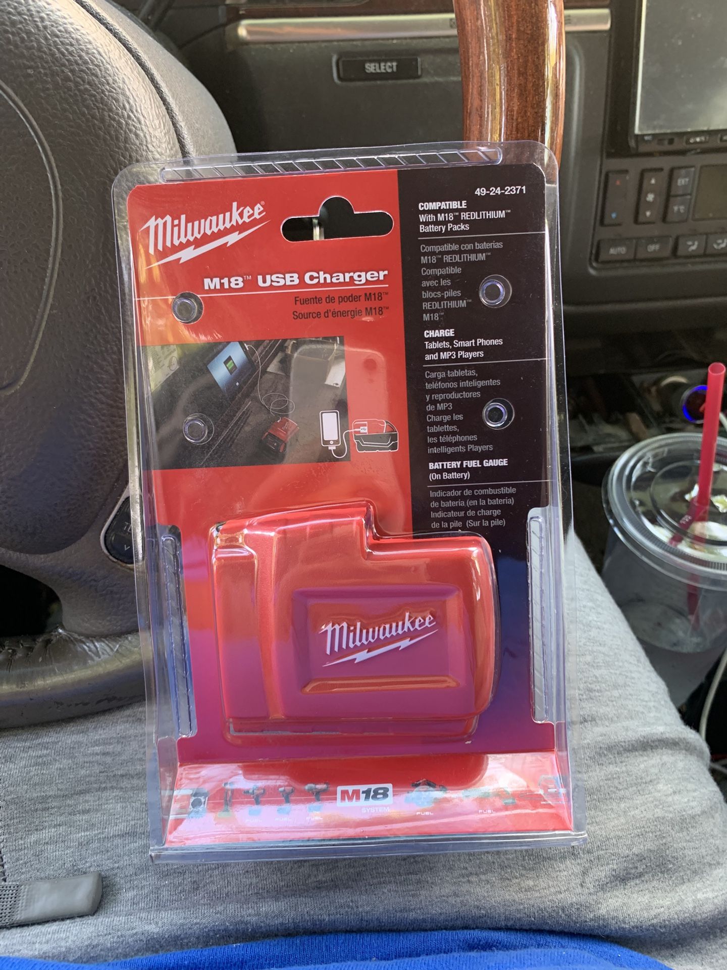 Milwaukee M18 USB Charger Adapter