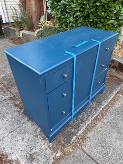 Blue 3 drawer dresser