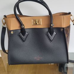 Louis Vuitton Bag On My Side MM