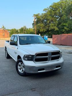 2019 Ram 1500 Classic SLT Crew Cab – 5.7L HEMI V8