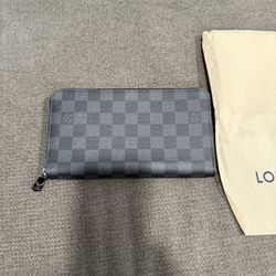 Louis Vuitton Organizer Wallet