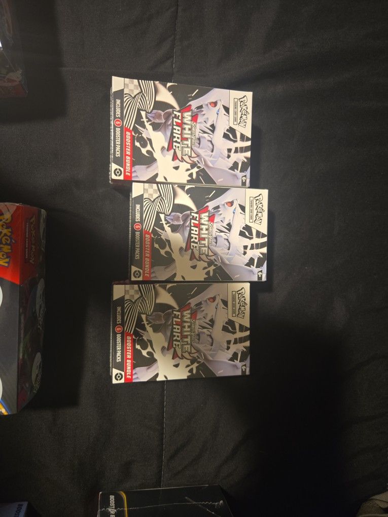 White Flare Booster Packs 3 Total