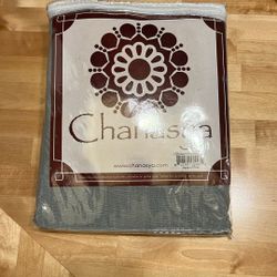 Chanasya curtain Limestone 52" X 84" Unopened
