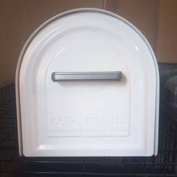 Metal Locking Mailbox