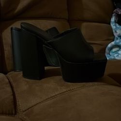 Black Platform Heels 