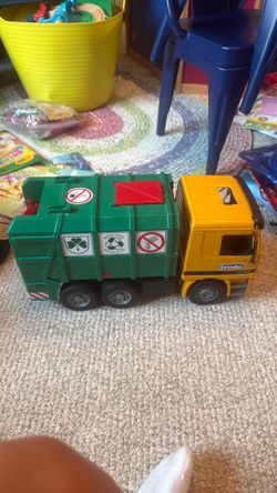 Kids Recycling Truck