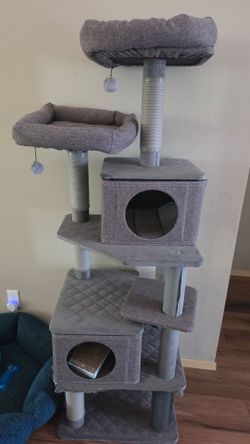 Cat tree