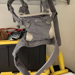 Nuna 4 In 1 Baby Carrier