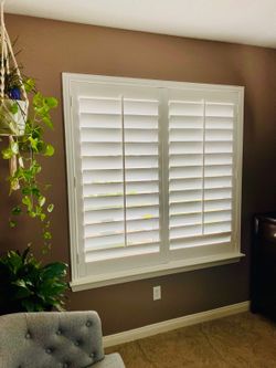 Wood Shutters (FREE ESTIMATES & SAME DAY PRICING)- Plantation, Custom, Interior, Window Treatments/Coverings. Persianas de Madera. Se Habla Espanol.