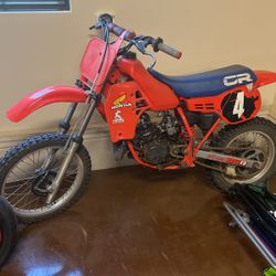 1984 CR80 Dirt Bike 2 Stroke New Motor Fast Extras for Sale in