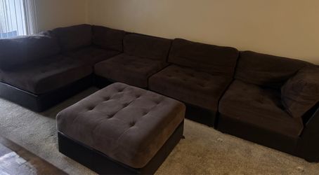 Sectional couch with ottoman